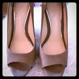 Jessica Simpson brown wedges